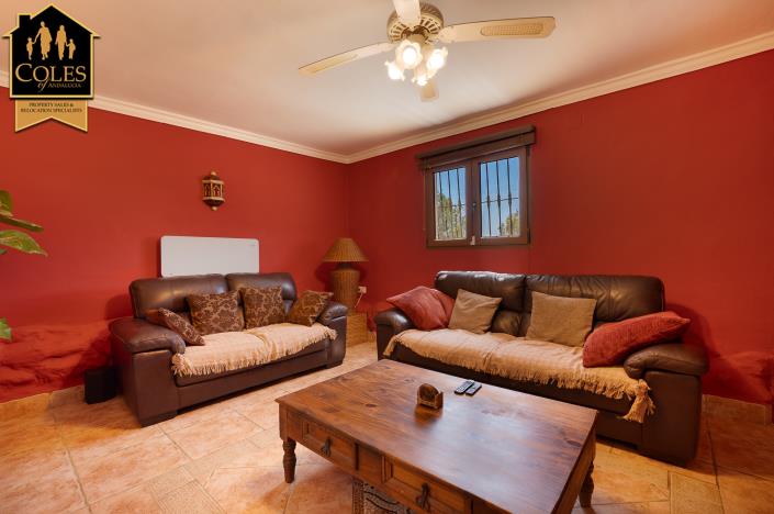 Image No.24-6 Bed Cortijo for sale