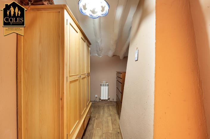 Image No.33-6 Bed Cortijo for sale
