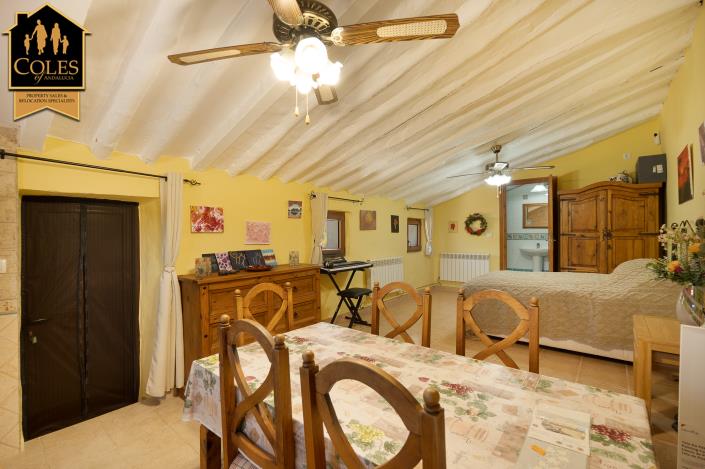 Image No.42-6 Bed Cortijo for sale
