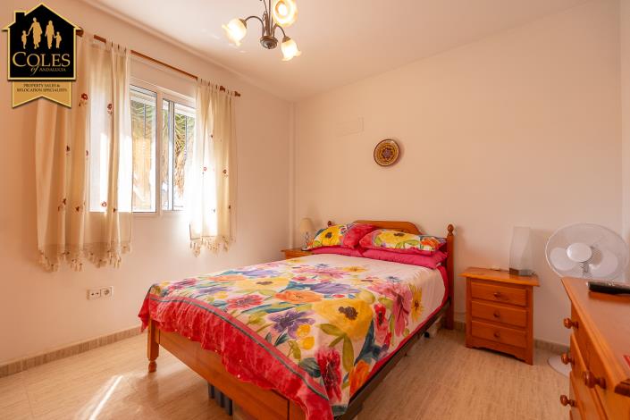 Image No.21-3 Bed Villa / Detached for sale