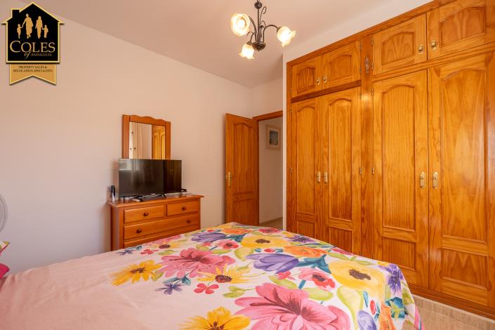 Image No.22-3 Bed Villa / Detached for sale
