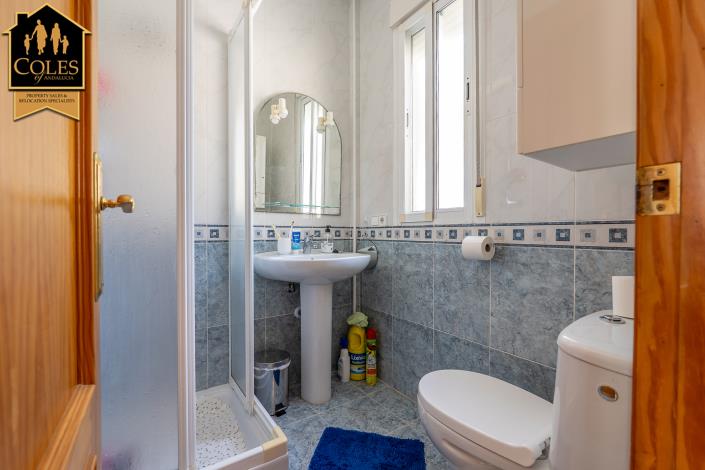 Image No.28-3 Bed Villa / Detached for sale
