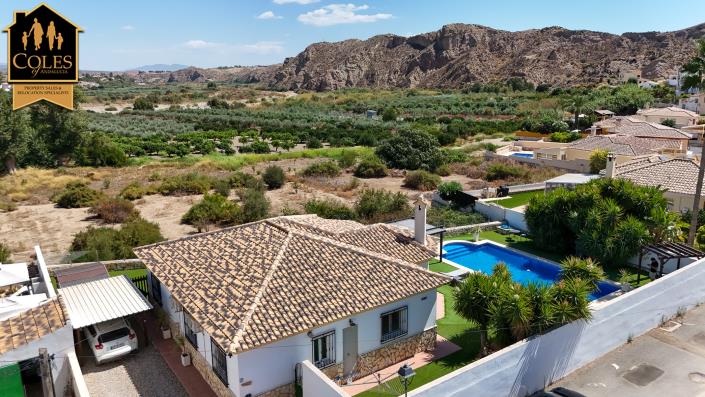 Image No.3-4 Bed Villa / Detached for sale