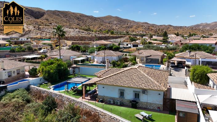 Image No.4-4 Bed Villa / Detached for sale