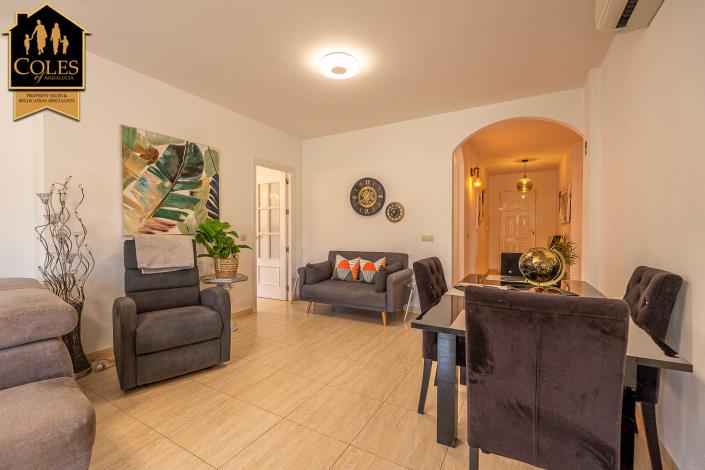 Image No.14-4 Bed Villa / Detached for sale