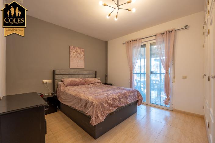 Image No.23-4 Bed Villa / Detached for sale