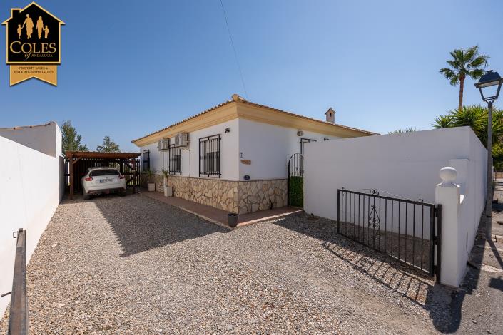 Image No.35-4 Bed Villa / Detached for sale