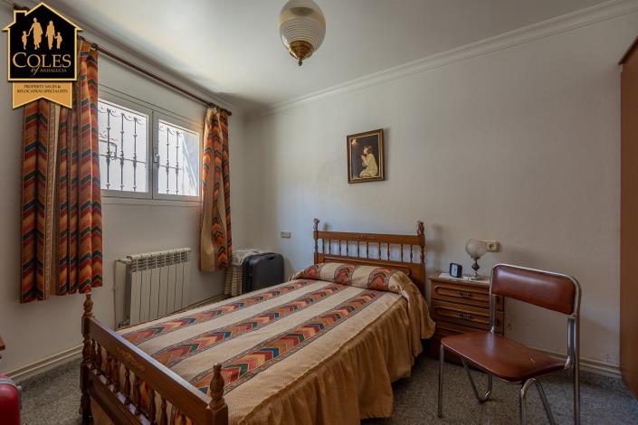 Image No.20-7 Bed Villa / Detached for sale