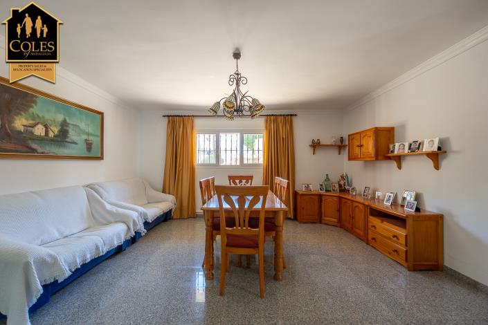 Image No.25-7 Bed Villa / Detached for sale