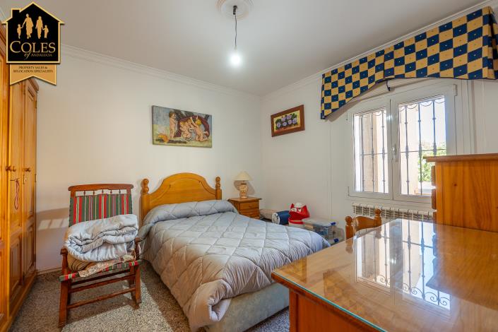 Image No.31-7 Bed Villa / Detached for sale