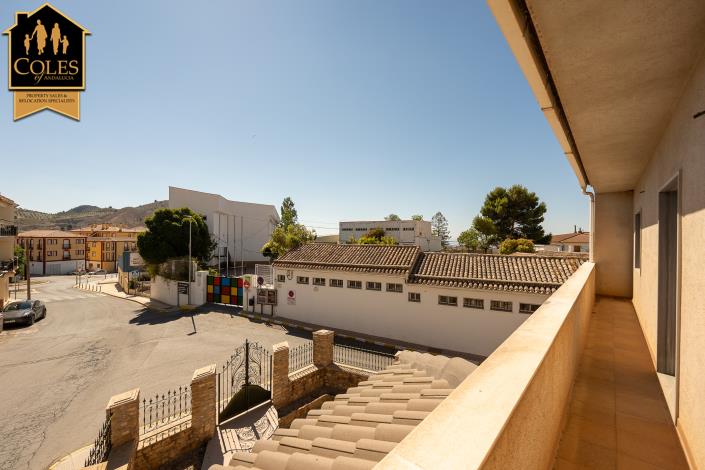 Image No.44-7 Bed Villa / Detached for sale