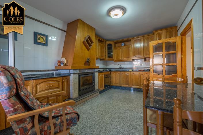 Image No.45-7 Bed Villa / Detached for sale