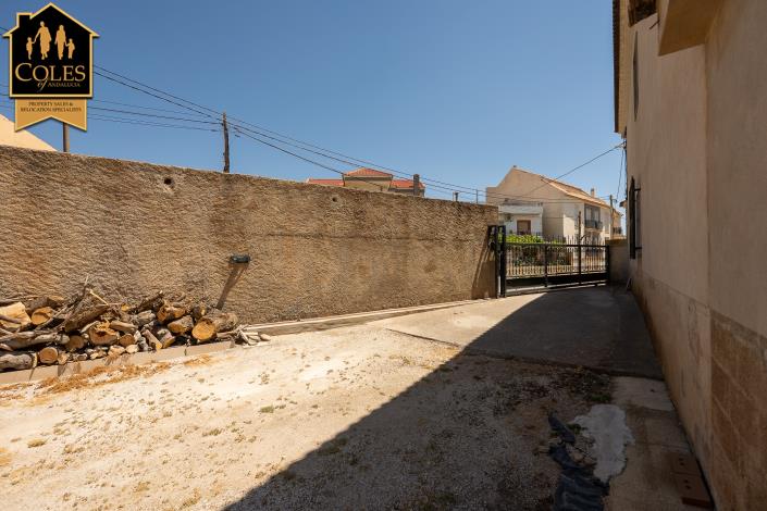 Image No.60-7 Bed Villa / Detached for sale