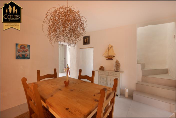 Image No.20-4 Bed Cortijo for sale