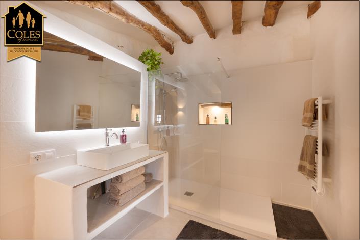 Image No.31-4 Bed Cortijo for sale