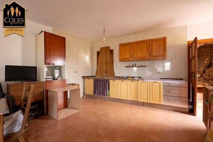 Image No.13-5 Bed Villa / Detached for sale