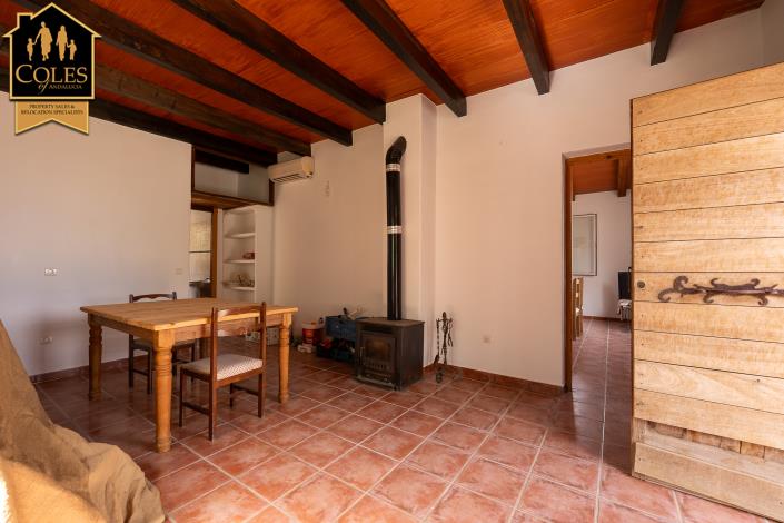 Image No.20-5 Bed Villa / Detached for sale