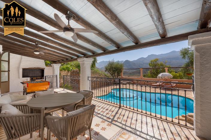 Image No.4-5 Bed Villa / Detached for sale