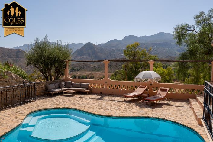 Image No.39-5 Bed Villa / Detached for sale