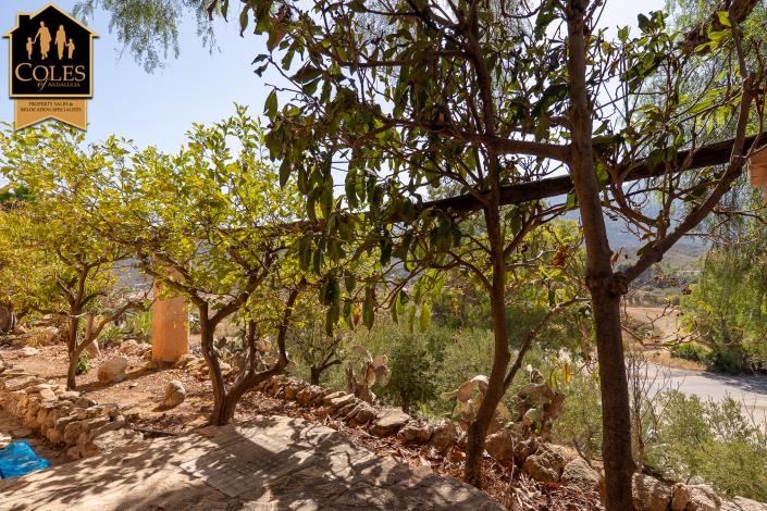 Image No.58-5 Bed Villa / Detached for sale