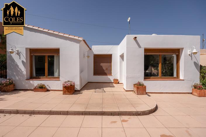 Image No.5-Villa / Détaché de 3 chambres à vendre à El Cortijo Grande