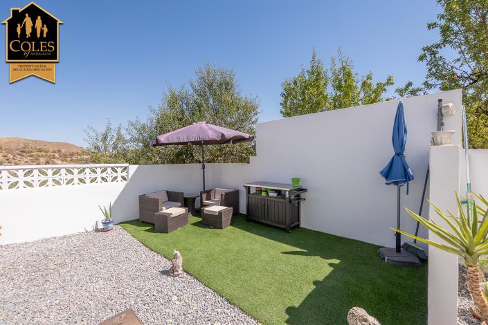 Image No.15-2 Bed Villa / Detached for sale