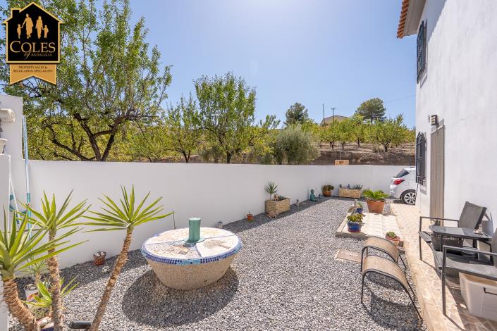 Image No.16-2 Bed Villa / Detached for sale
