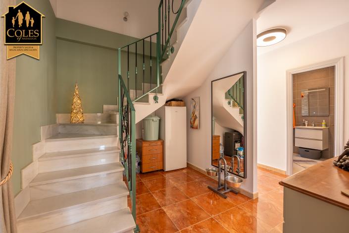 Image No.20-2 Bed Villa / Detached for sale