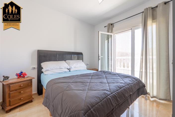 Image No.29-2 Bed Villa / Detached for sale