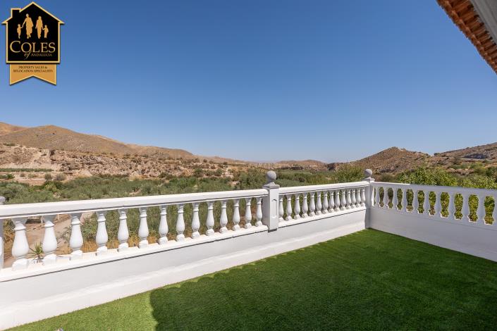 Image No.33-2 Bed Villa / Detached for sale