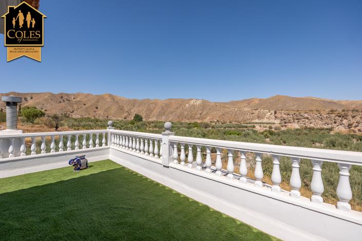 Image No.34-2 Bed Villa / Detached for sale