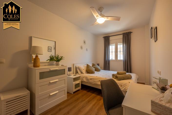 Image No.16-3 Bed Townhouse for sale