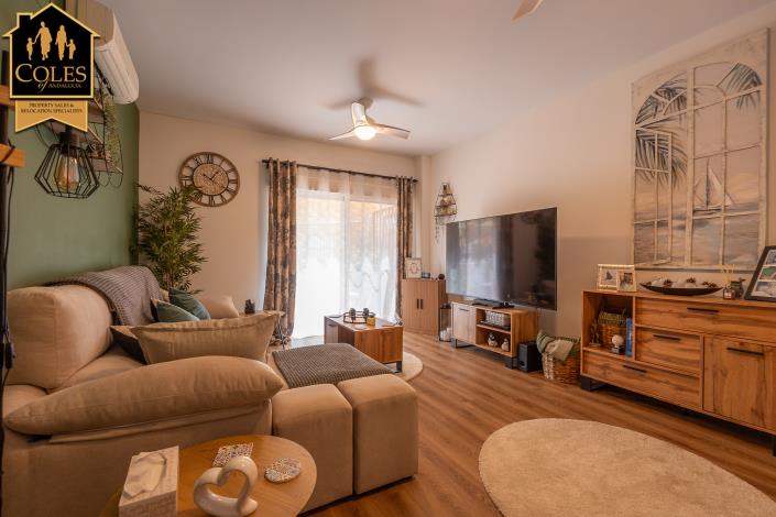 Image No.25-3 Bed Townhouse for sale