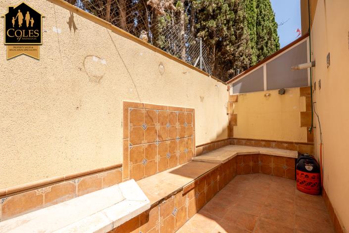 Image No.29-3 Bed Townhouse for sale