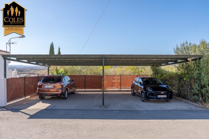 Image No.18-6 Bed Villa / Detached for sale