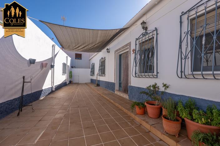 Image No.22-6 Bed Villa / Detached for sale
