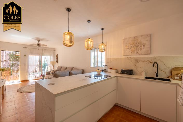 Image No.9-2 Bed Apartment for sale