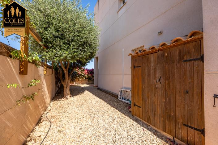 Image No.26-2 Bed Apartment for sale