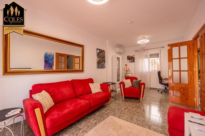 Image No.10-4 Bed Townhouse for sale