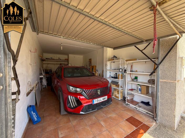 Image No.32-4 Bed Townhouse for sale