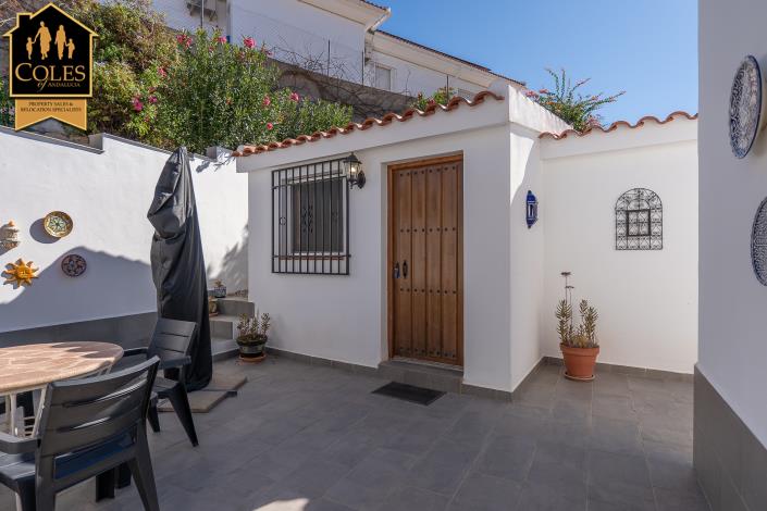 Image No.9-4 Bed Villa / Detached for sale