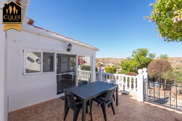Image No.10-4 Bed Villa / Detached for sale
