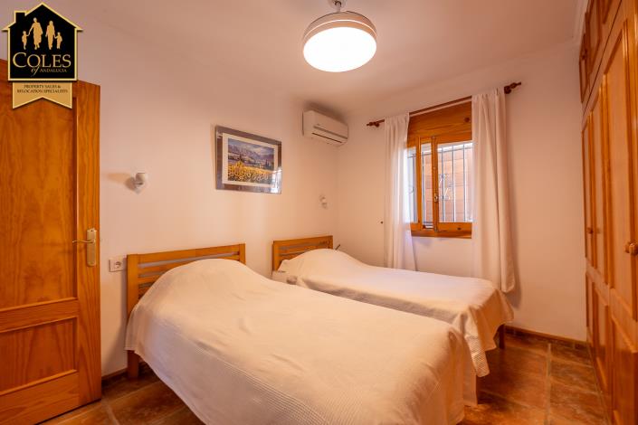Image No.30-4 Bed Villa / Detached for sale