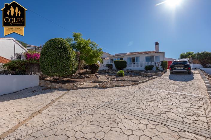 Image No.32-4 Bed Villa / Detached for sale