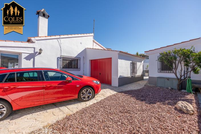 Image No.34-4 Bed Villa / Detached for sale