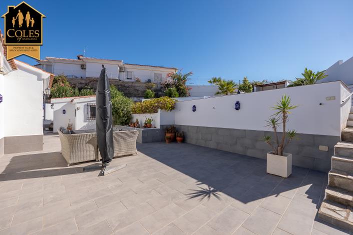Image No.35-4 Bed Villa / Detached for sale