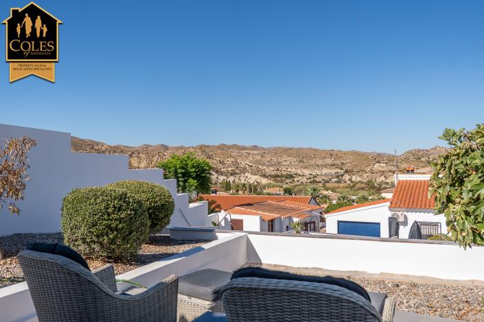 Image No.41-4 Bed Villa / Detached for sale