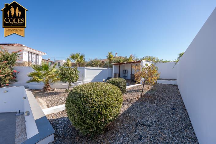 Image No.44-4 Bed Villa / Detached for sale