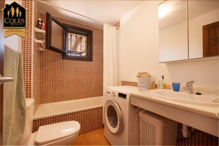 Image No.18-3 Bed Apartment for sale