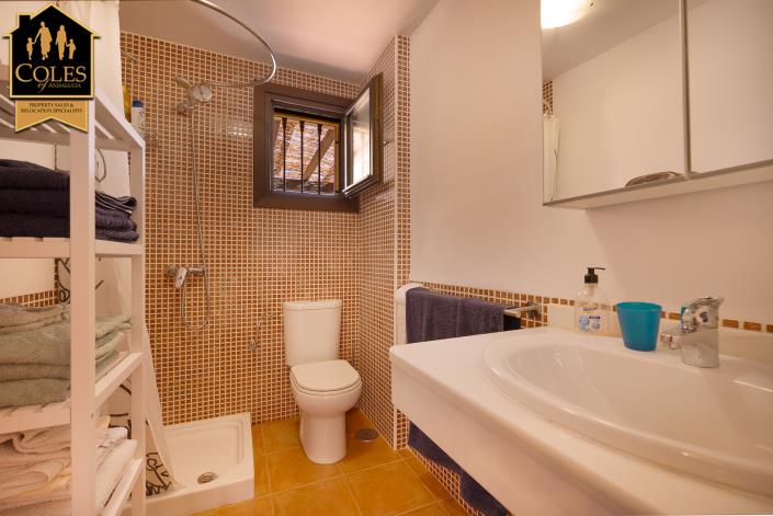 Image No.24-3 Bed Apartment for sale